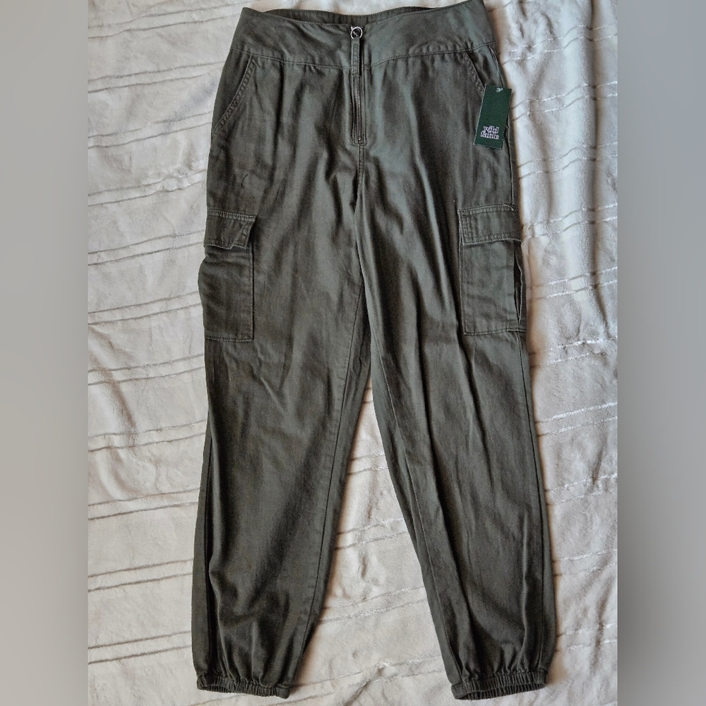 Wild Fable Women's Olive Cargo Pants